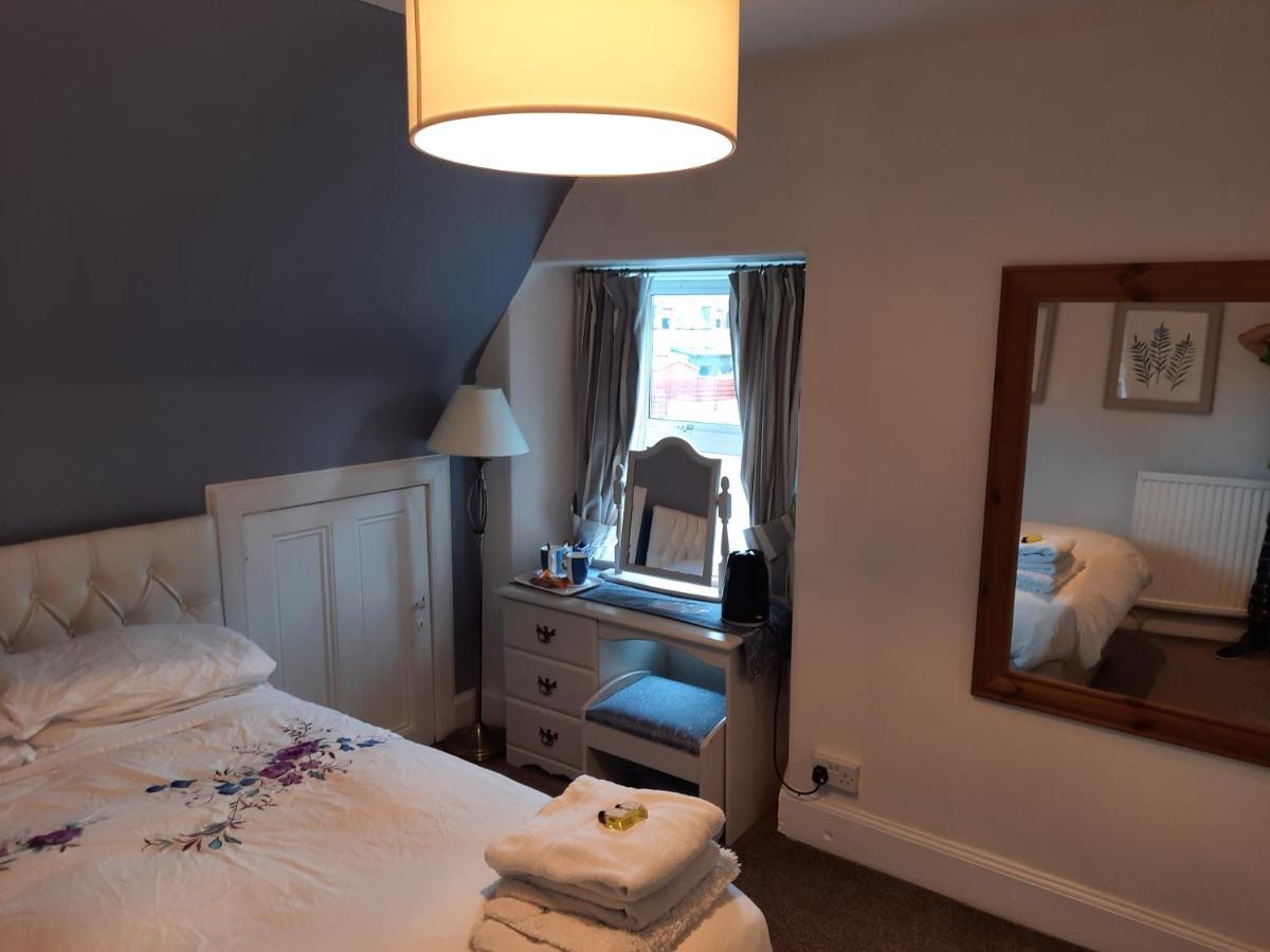 Double Room with Private Bathroom,1103772309:JPEG