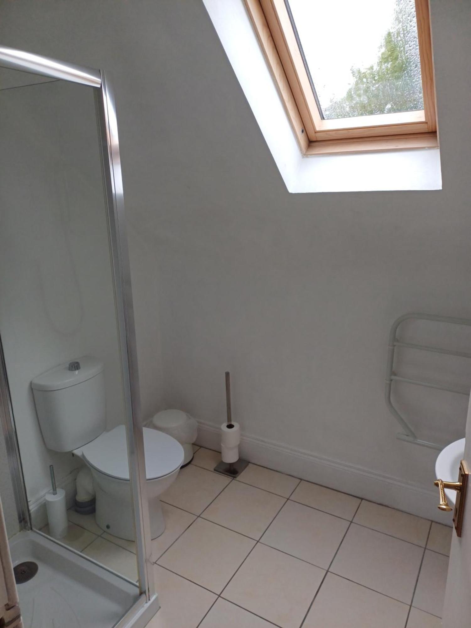 Family Room Private Bathroom